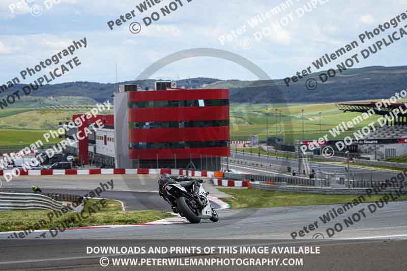 cadwell no limits trackday;cadwell park;cadwell park photographs;cadwell trackday photographs;enduro digital images;event digital images;eventdigitalimages;navarra;no limits trackdays;peter wileman photography;racing digital images;trackday digital images;trackday photos